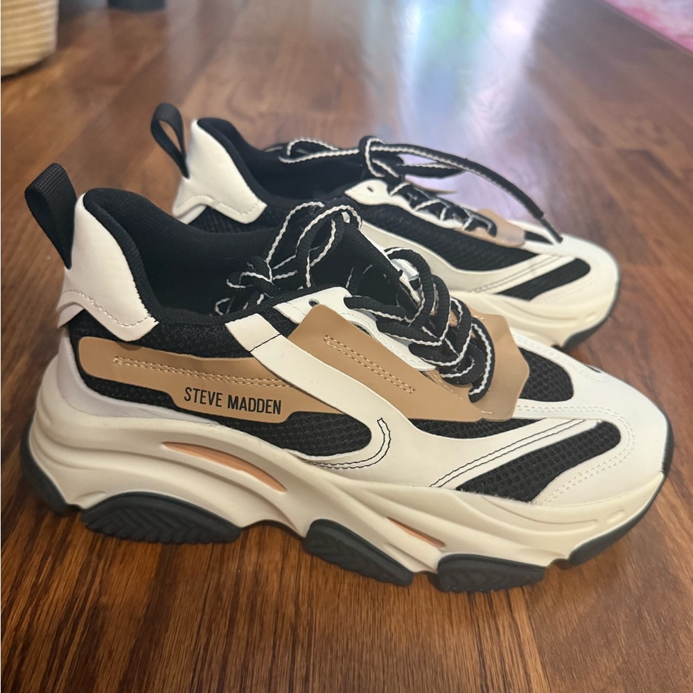 Steve Madden Black and Tan Sneakers